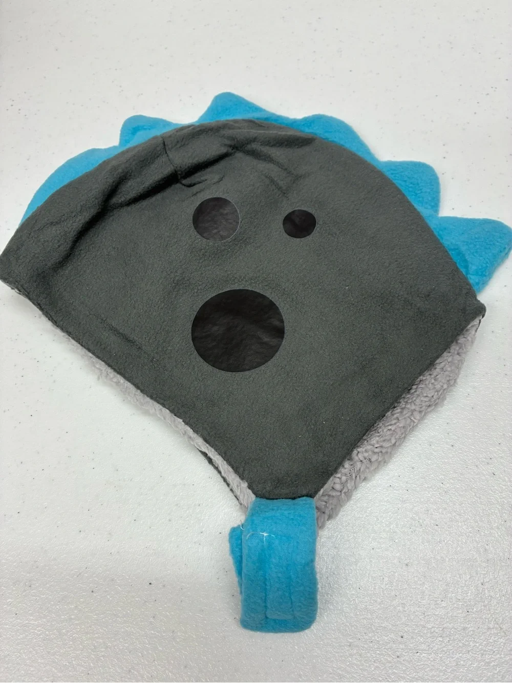 Dinosaur hat gloves scarf 12-24 months set gray blue new without tags